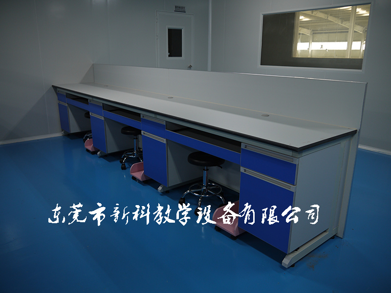 <a href='http://www.hldwj.com/products/64-1.html' target='1' style='font-size:18px; font-weight:bold; color:#000000;'>實驗室邊臺</a>案例
